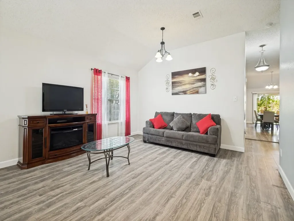 5032 Coral Cove Denton TX 76210