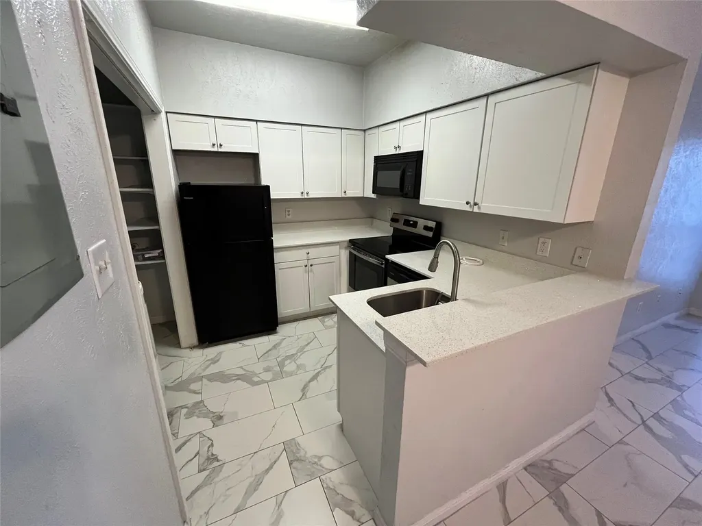 501 Arbor Creek Drive Euless TX 76039