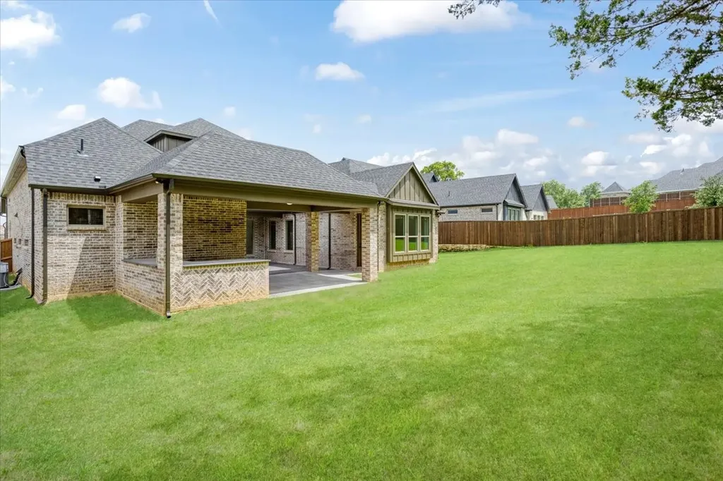 191 Acorn Trail Denison TX 75020