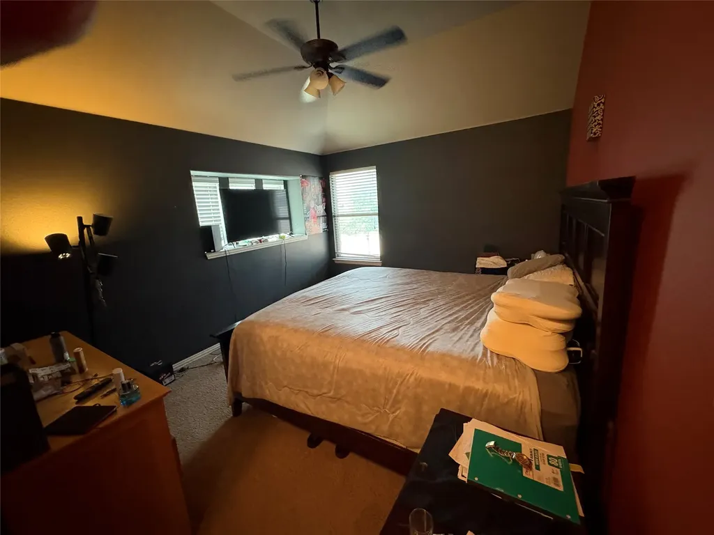 2756 Explorador Grand Prairie TX 75054
