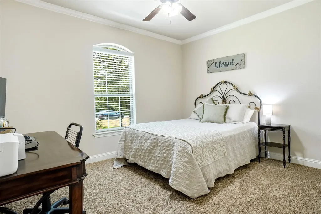 244 S Natural Spring Lane Azle TX 76020