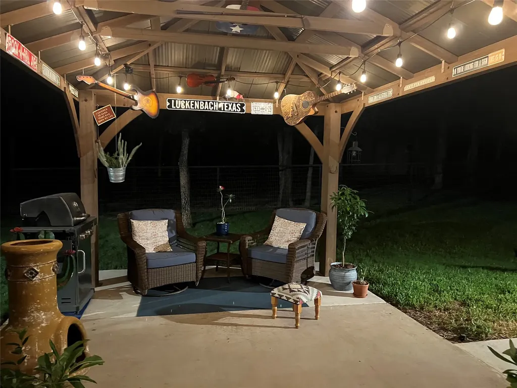 244 S Natural Spring Lane Azle TX 76020