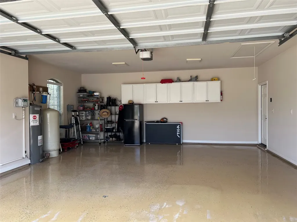 244 S Natural Spring Lane Azle TX 76020