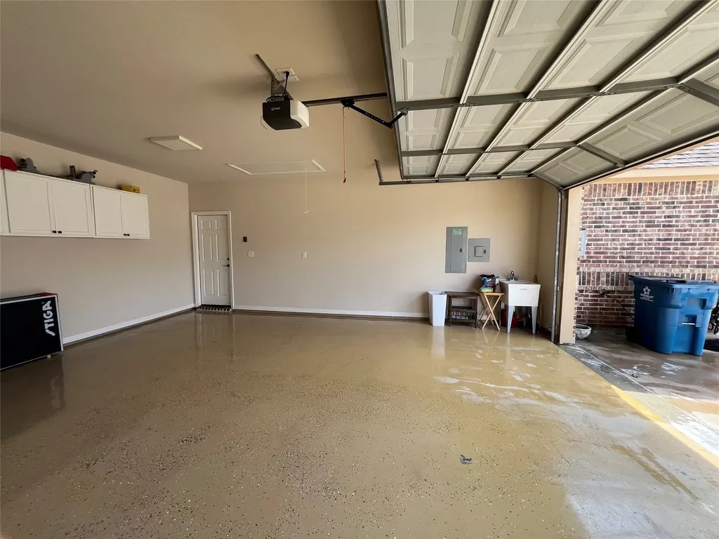244 S Natural Spring Lane Azle TX 76020