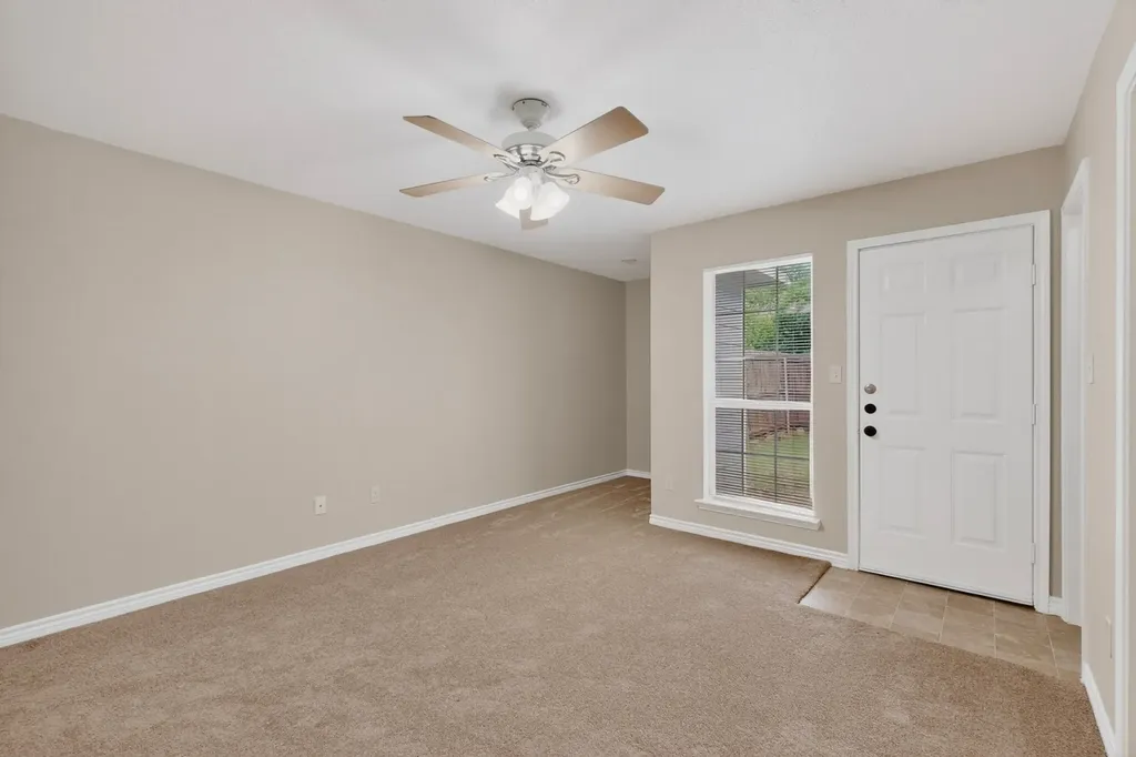 117 W Wilson Avenue Sherman TX 75090