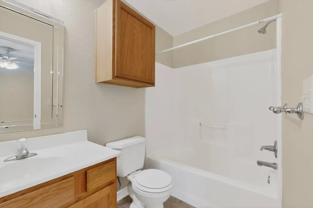 117 W Wilson Avenue Sherman TX 75090