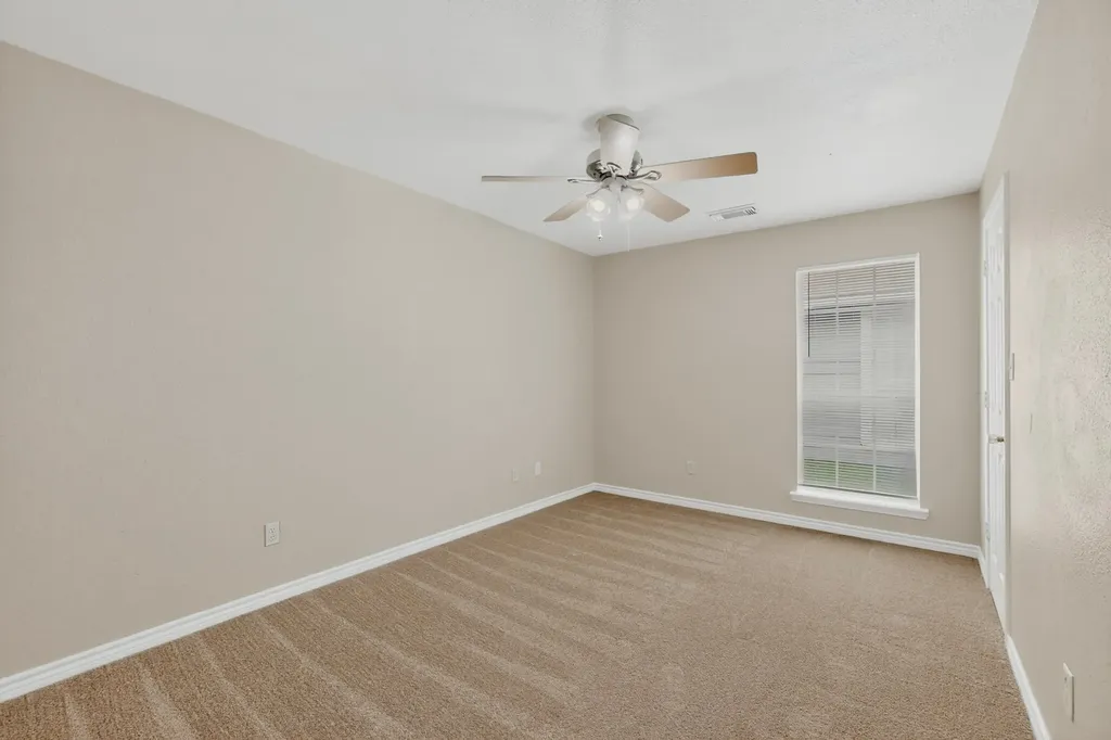 117 W Wilson Avenue Sherman TX 75090