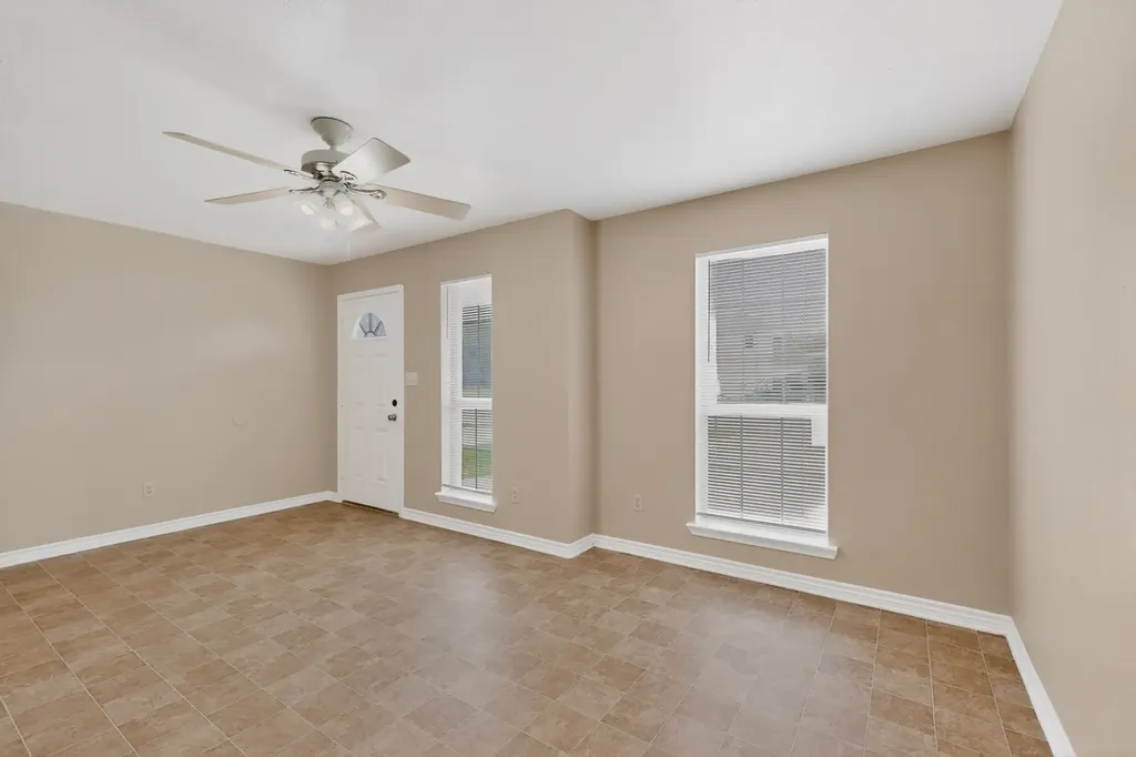 117 W Wilson Avenue Sherman TX 75090