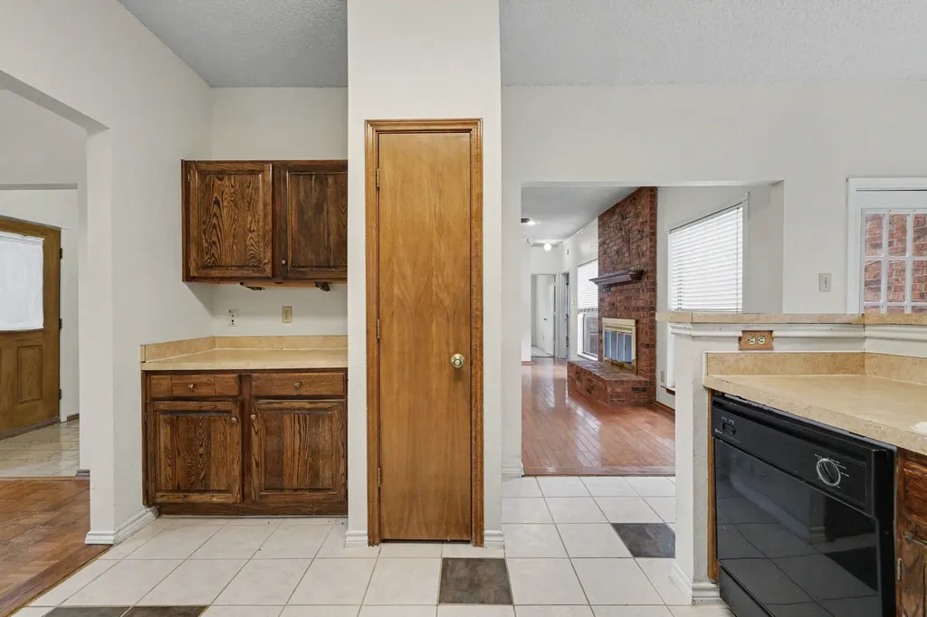 1008 Primrose Street Mesquite TX 75149