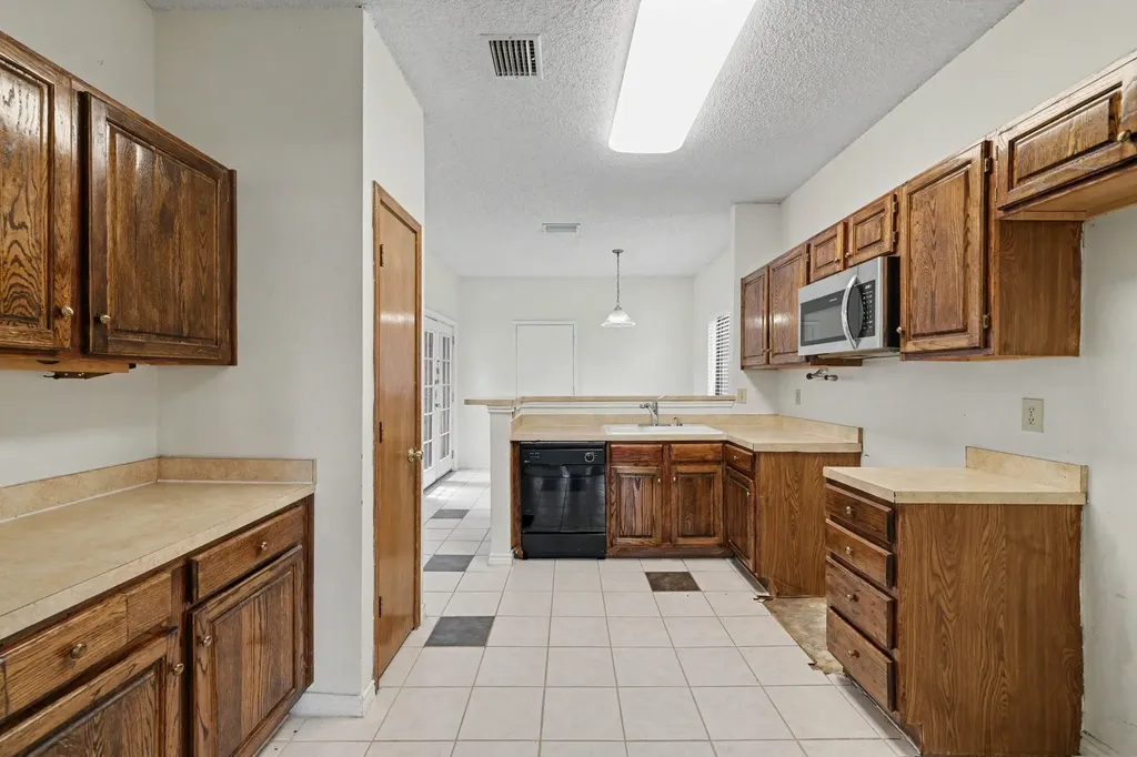 1008 Primrose Street Mesquite TX 75149