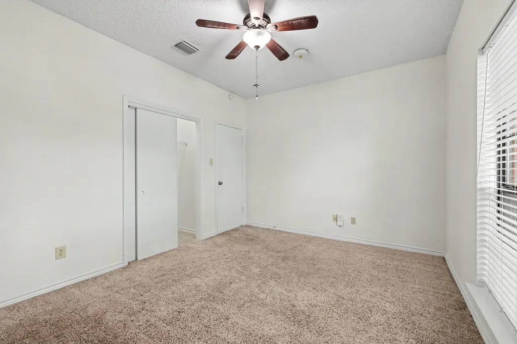 1008 Primrose Street Mesquite TX 75149