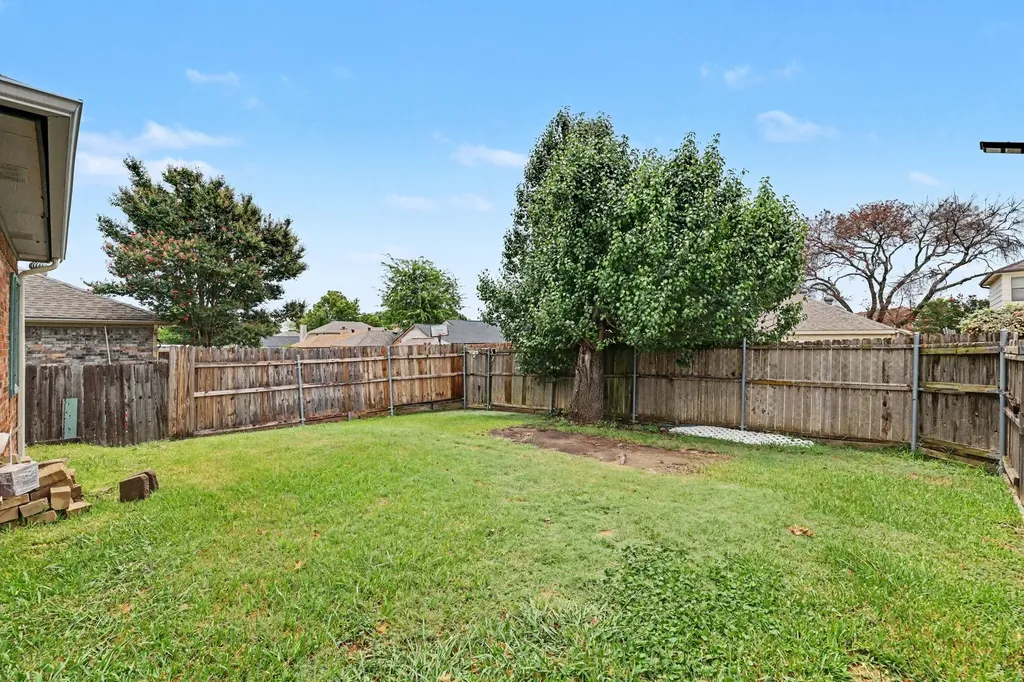 1008 Primrose Street Mesquite TX 75149