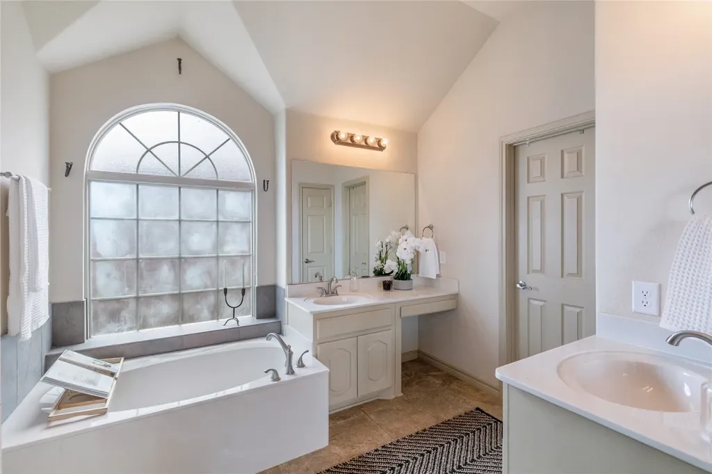 9628 Makiposa Lane Fort Worth TX 76177