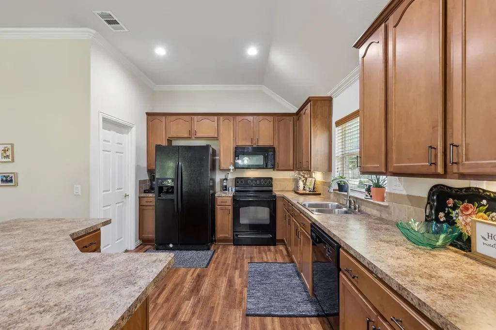 9600 Applewood Trail Denton TX 76207