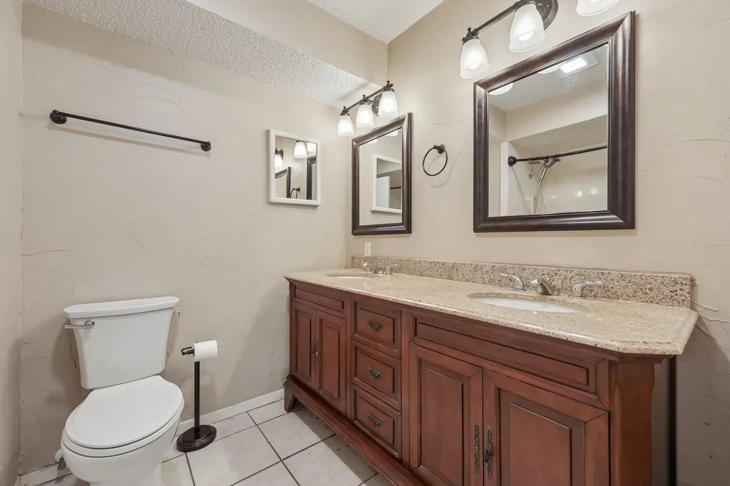 2604 Winding Creek Drive Carrollton TX 75007