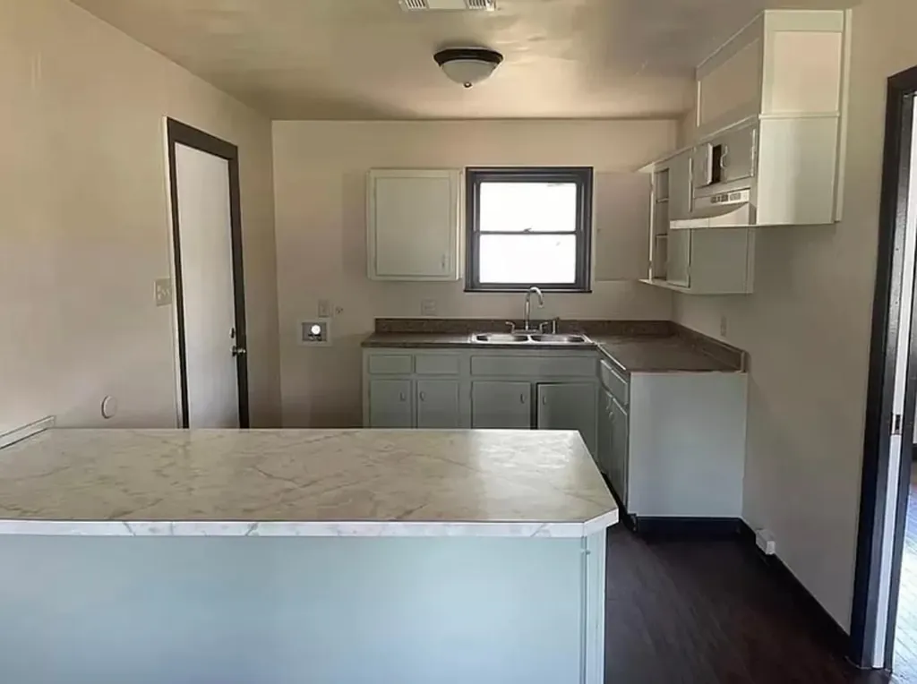 910 Circle Drive Bowie TX 76230