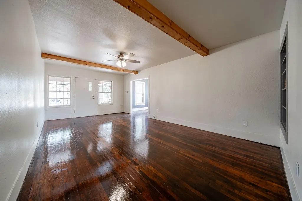 720 E Mcharg Street Stamford TX 79553