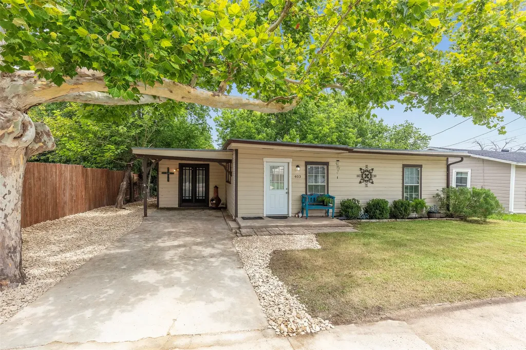403 Walnut Street Grandview TX 76050