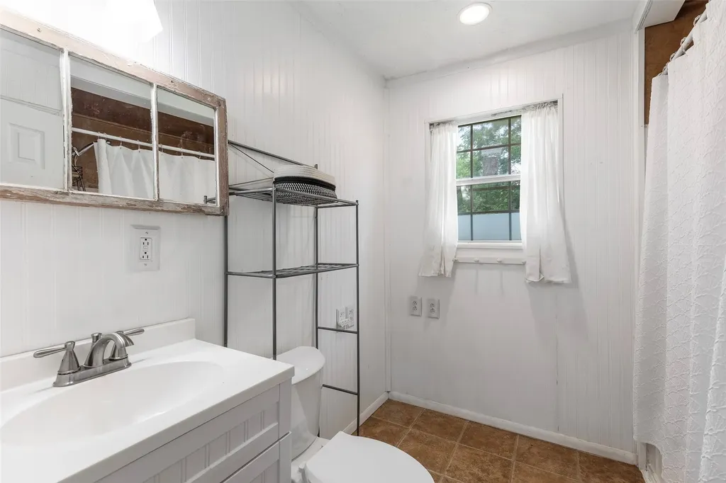 403 Walnut Street Grandview TX 76050