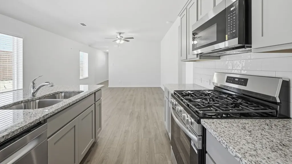 2041 Whispering Lane Celina TX 75009