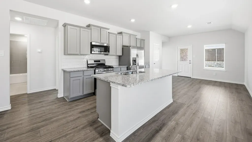 2041 Whispering Lane Celina TX 75009