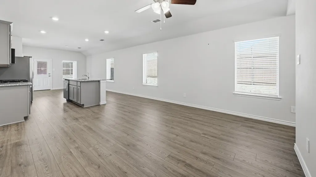 2041 Whispering Lane Celina TX 75009