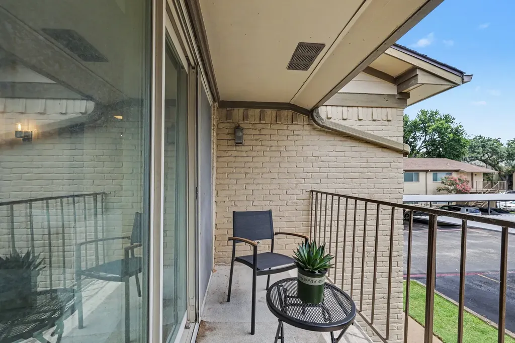 10650 Steppington Drive Dallas TX 75230