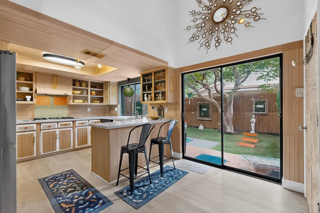 513 San Pedro Drive Garland TX 75043