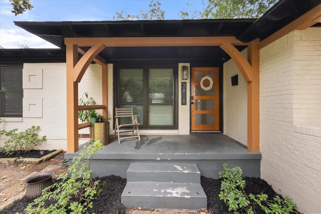 3808 Gaspar Drive Dallas TX 75220