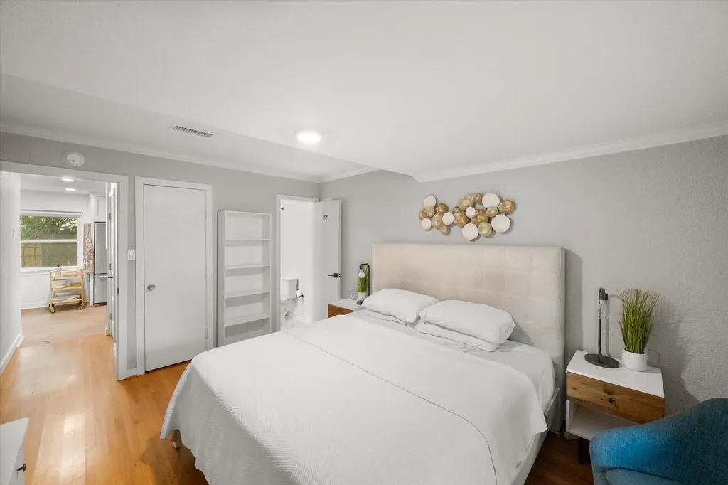 3808 Gaspar Drive Dallas TX 75220