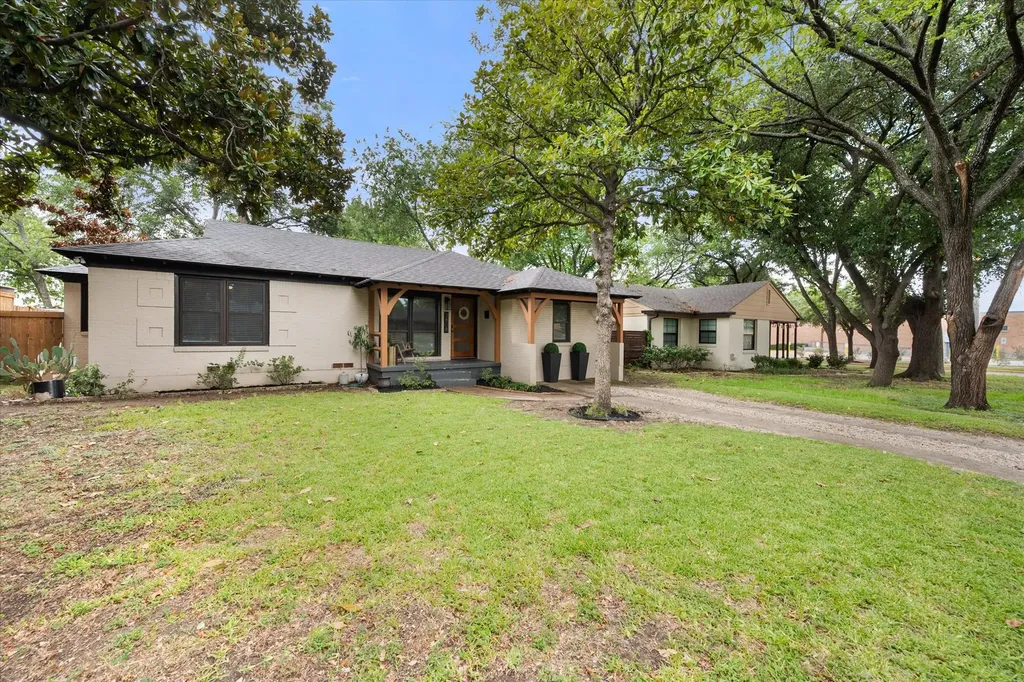 3808 Gaspar Drive Dallas TX 75220