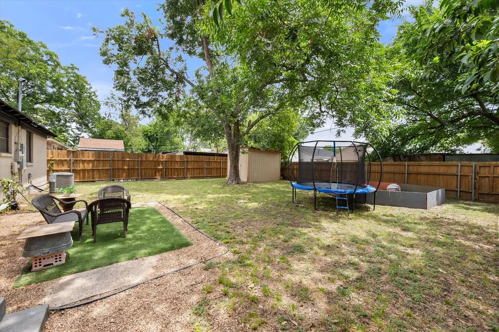 3808 Gaspar Drive Dallas TX 75220