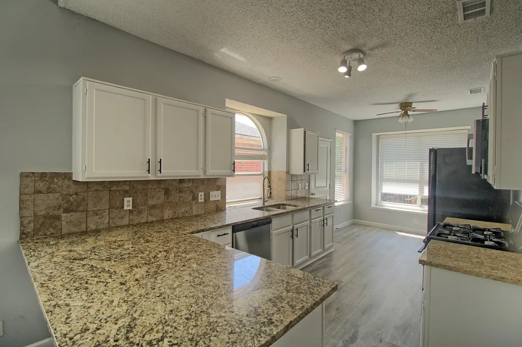 6418 Wildhaven Drive Rowlett TX 75089