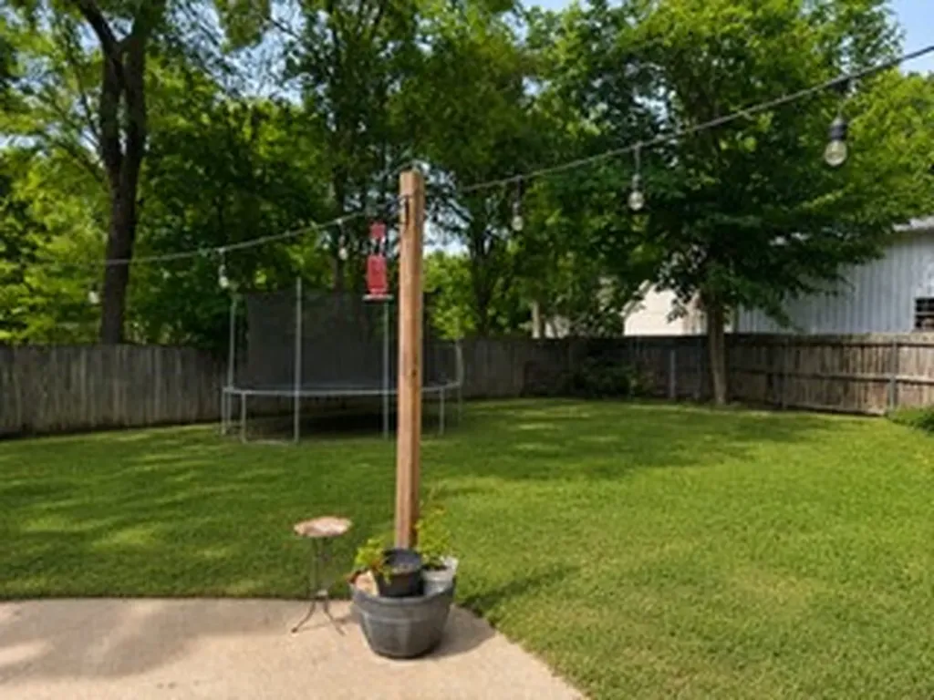 222 La Jolla Drive Athens TX 75751