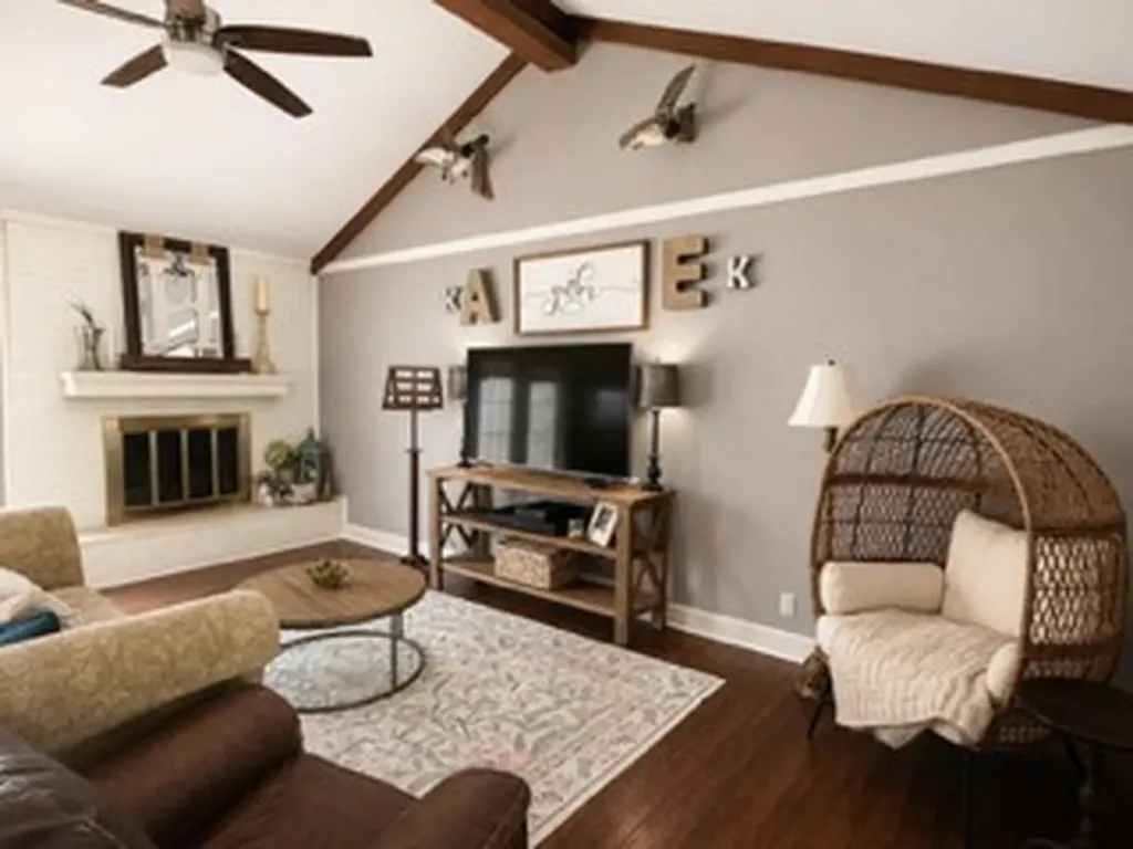 222 La Jolla Drive Athens TX 75751
