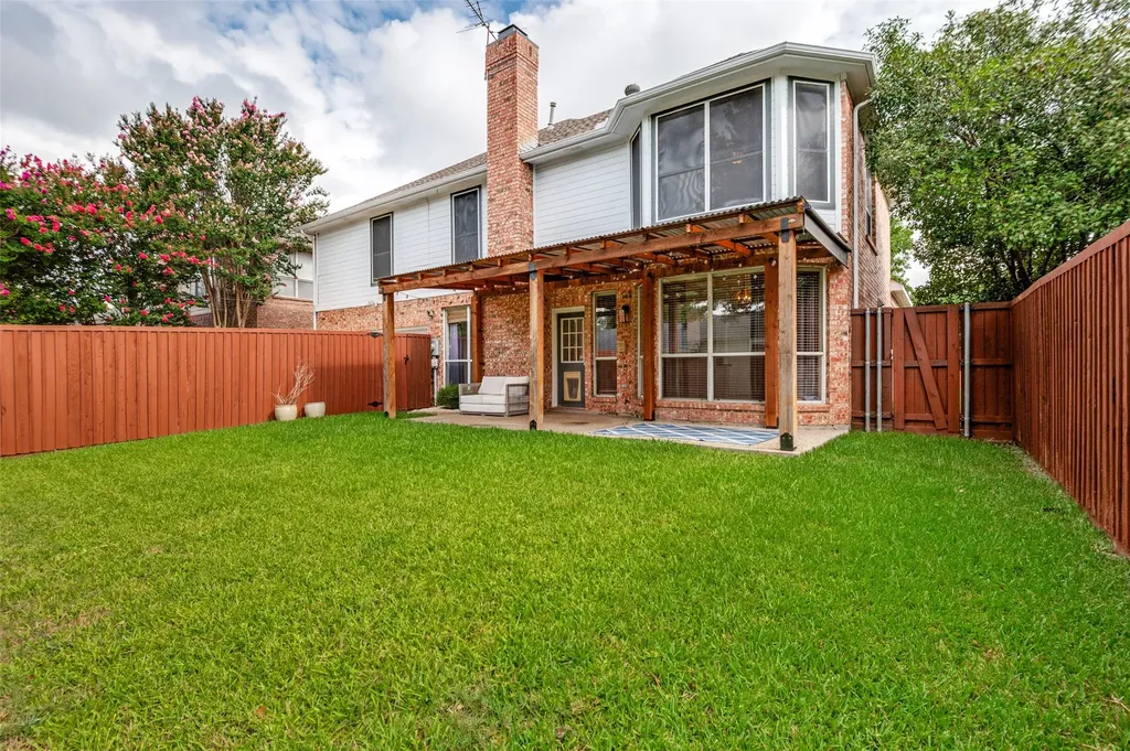 5820 Willow Wood Lane Dallas TX 75252