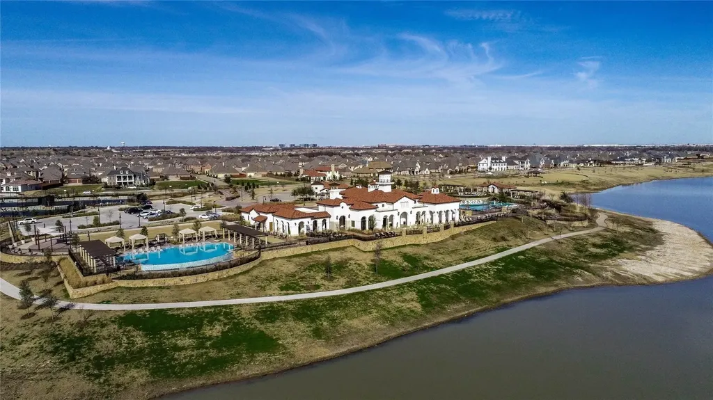 4309 Meadow Hawk Drive Arlington TX 76005