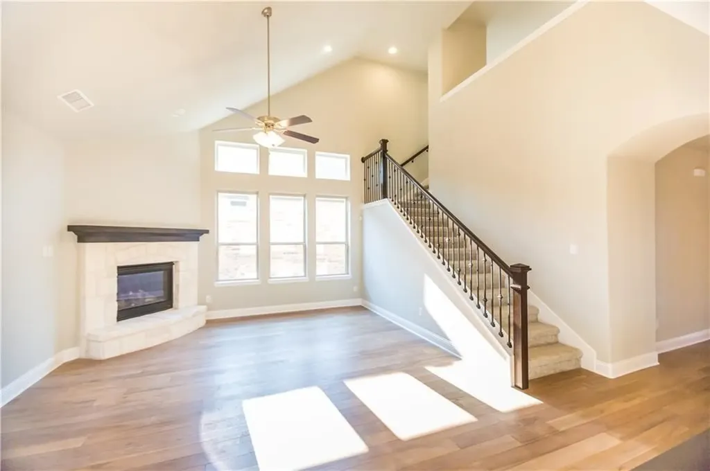 4309 Meadow Hawk Drive Arlington TX 76005