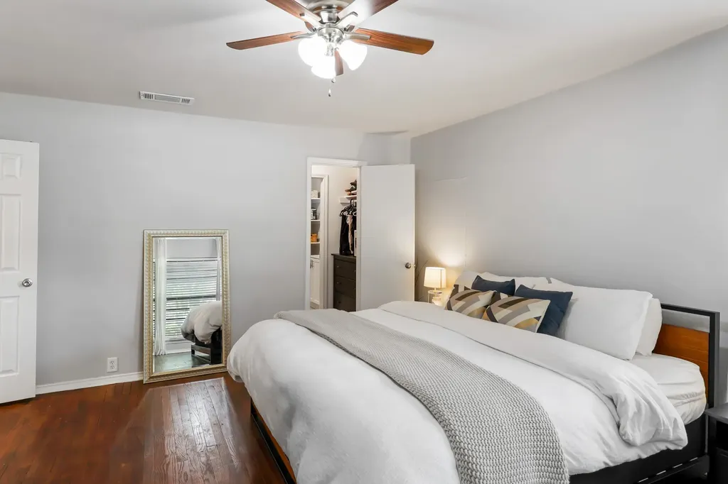 1826 Crest Ridge Drive Dallas TX 75228