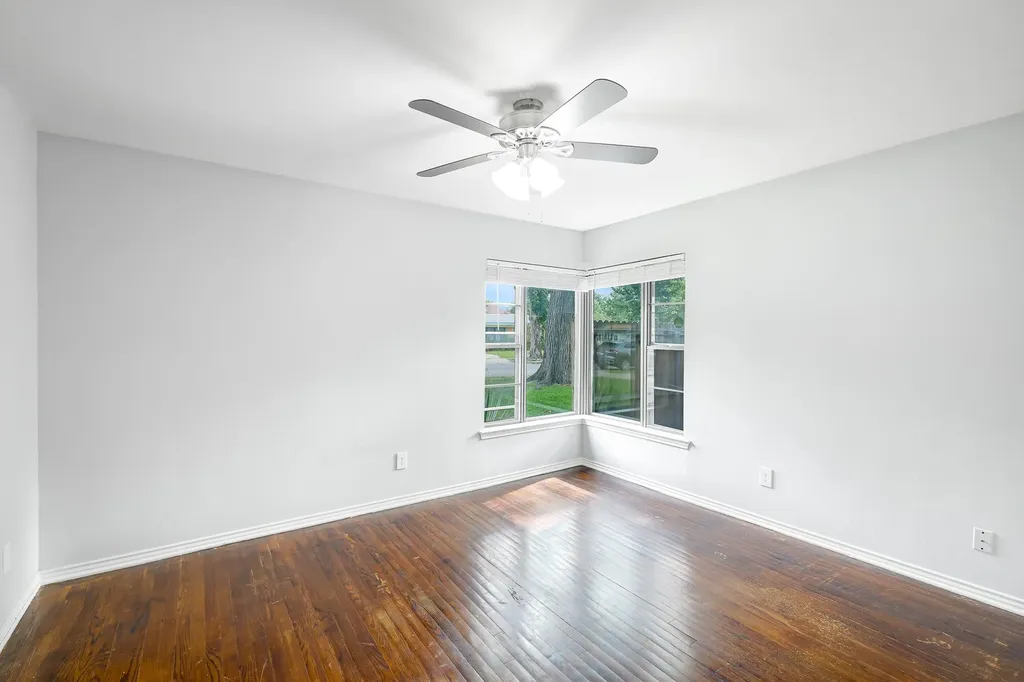 1826 Crest Ridge Drive Dallas TX 75228