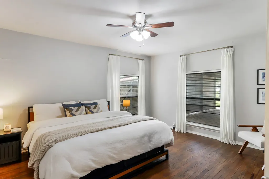 1826 Crest Ridge Drive Dallas TX 75228