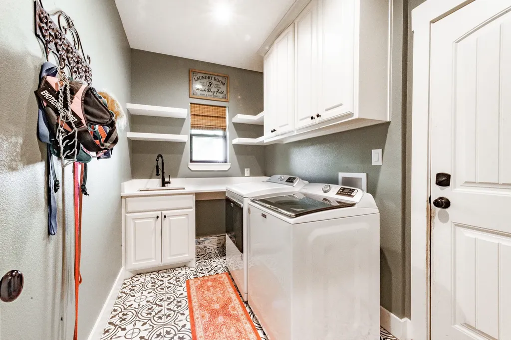 131 Lakeway Lane Gun Barrel City TX 75156