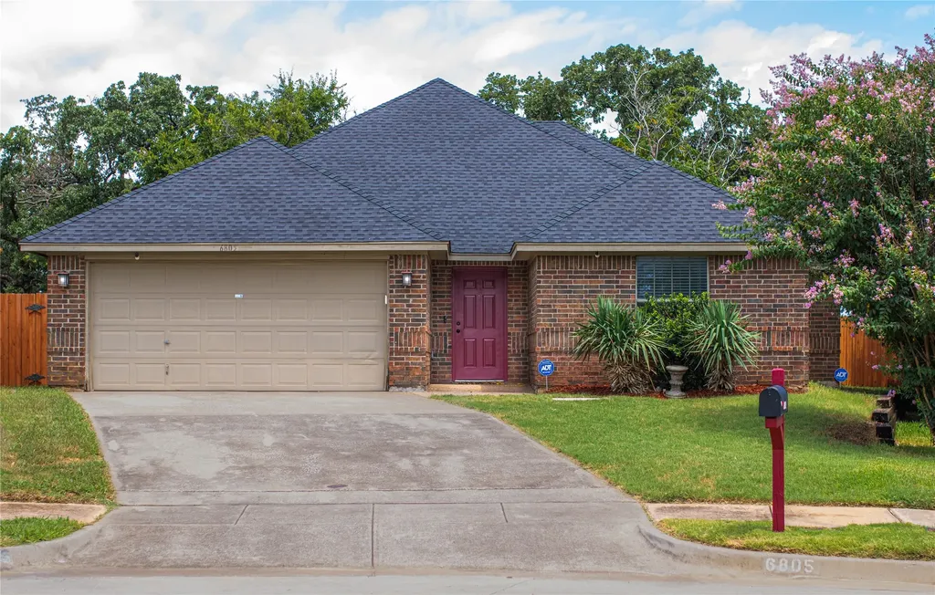 6805 Terbet Court Fort Worth TX 76112