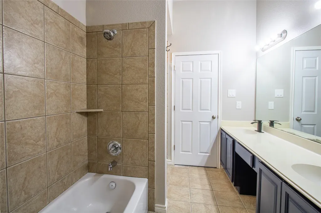 6805 Terbet Court Fort Worth TX 76112