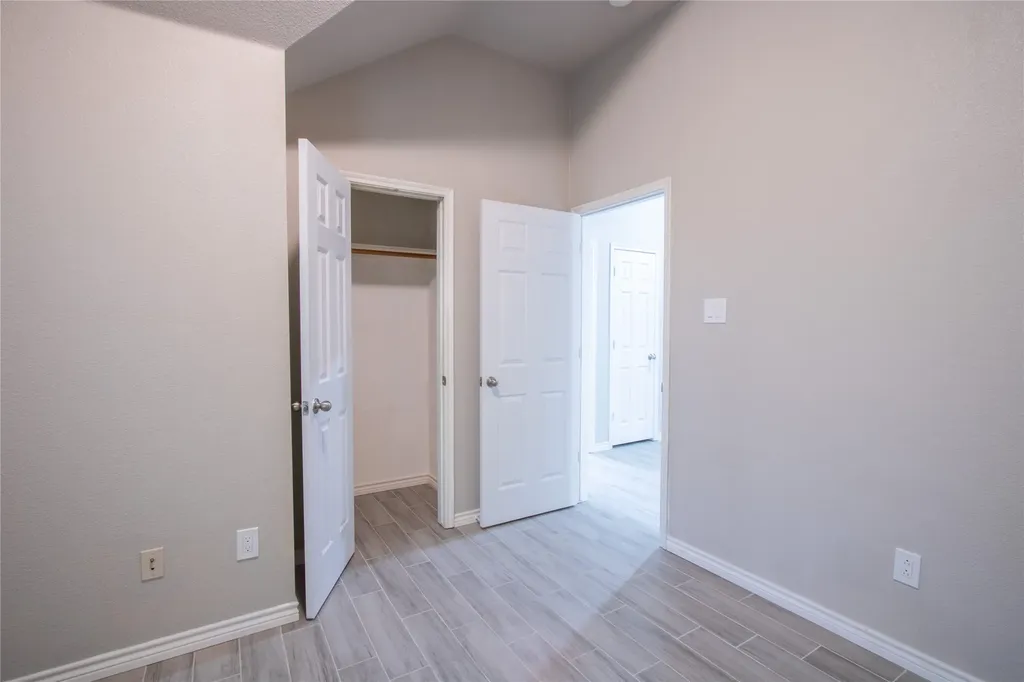 6805 Terbet Court Fort Worth TX 76112