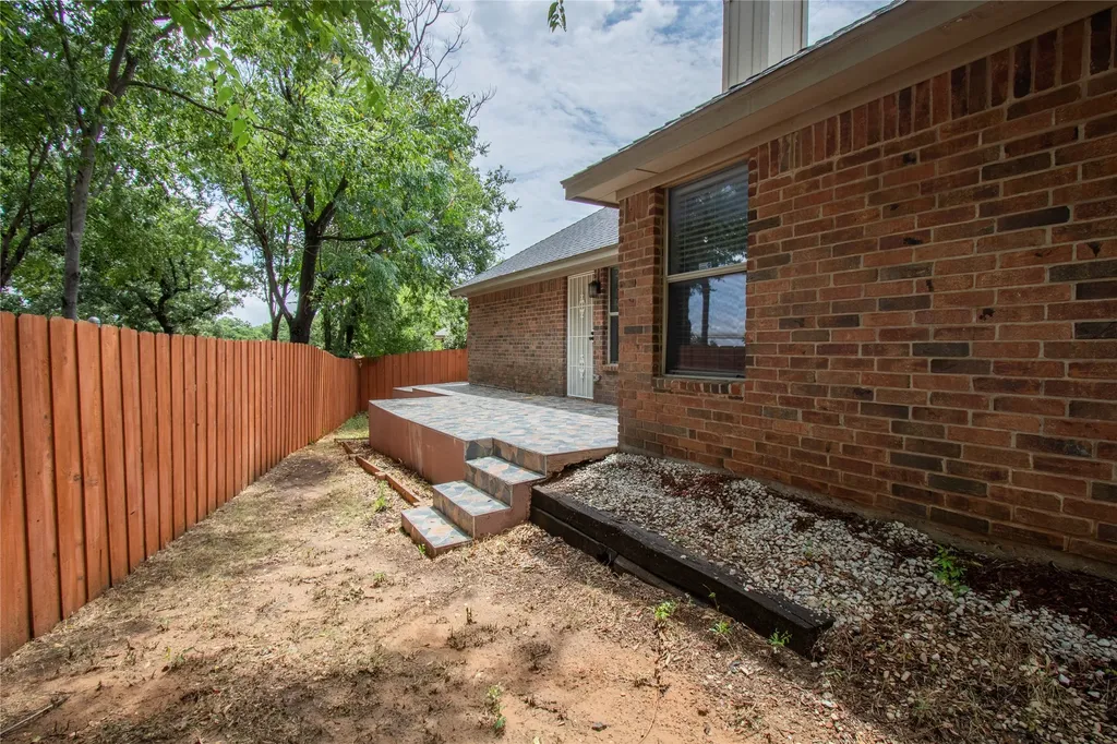 6805 Terbet Court Fort Worth TX 76112