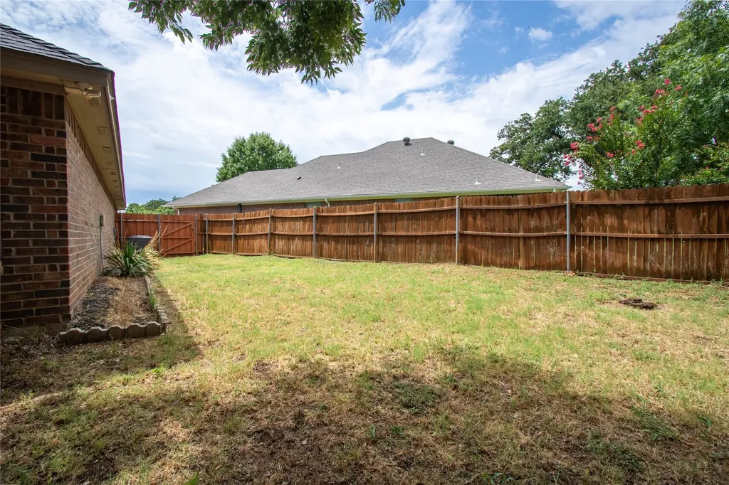 6805 Terbet Court Fort Worth TX 76112