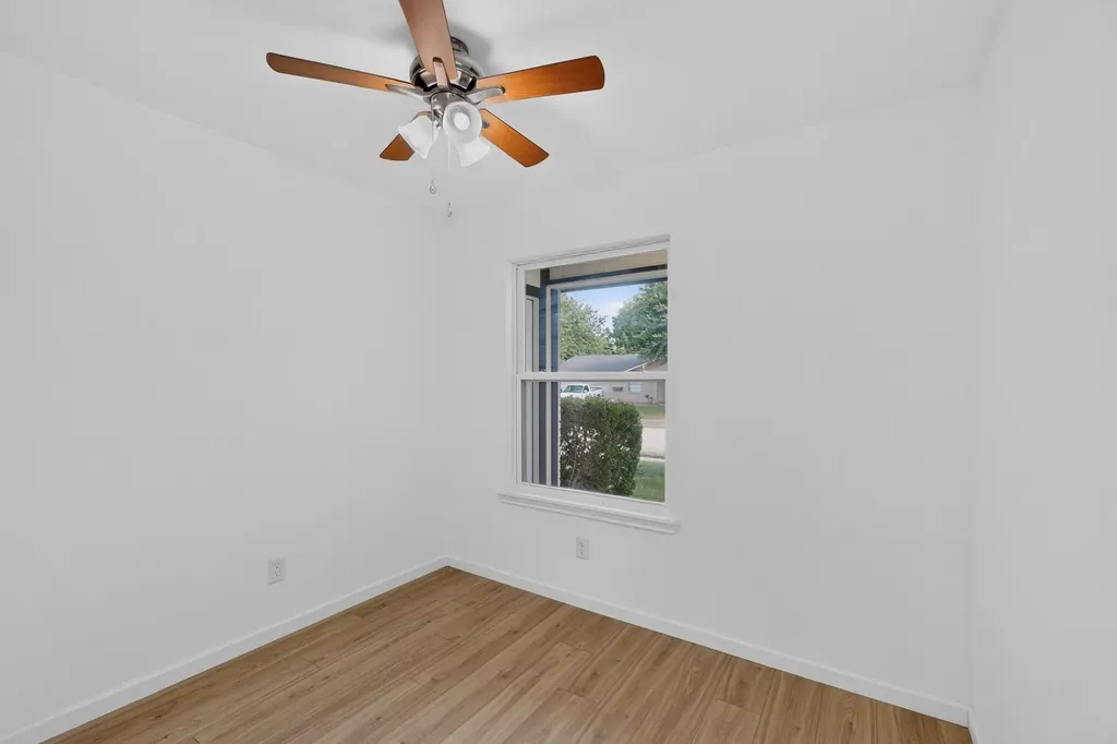 1402 Shelmar Drive Arlington TX 76014