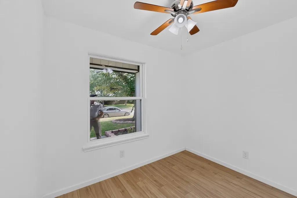1402 Shelmar Drive Arlington TX 76014