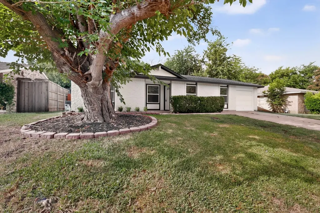 1402 Shelmar Drive Arlington TX 76014